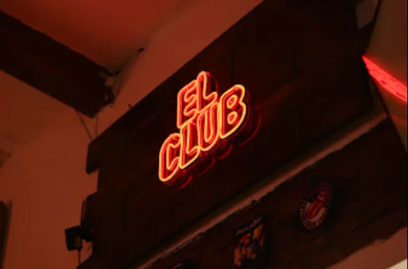 Fachada de la estética